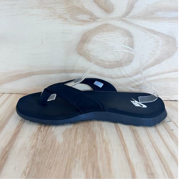 Nike - South Beach Celso -Sandals Flip Flops - Black - Women's - 10 - 344087-010 - Picture 4 of 9